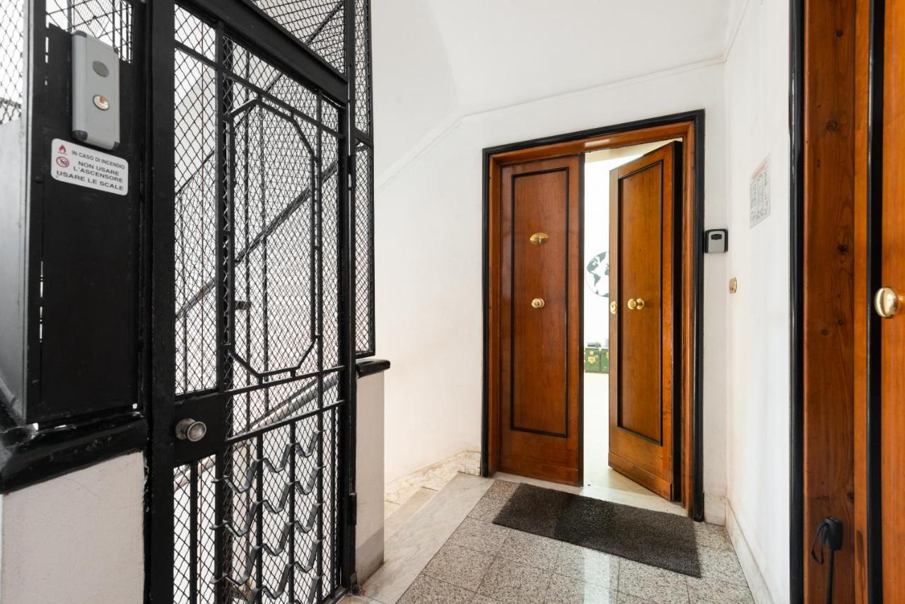 Appartamento Via Di Porta Labicana Roma Exterior foto